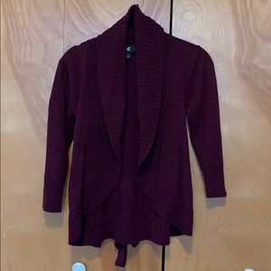 Quarter Sleeve Maroon Cardigan